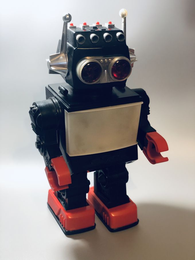 Saturn Robot